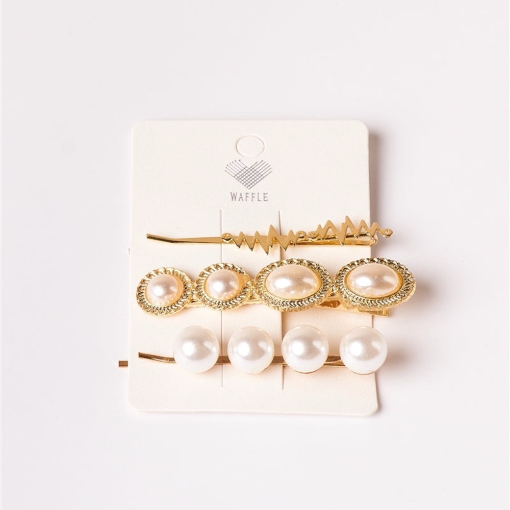 Gold Hair Accessory Set with Pearls